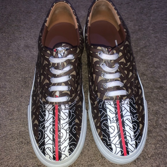 Burberry print sneakers - Picture 2 of 2